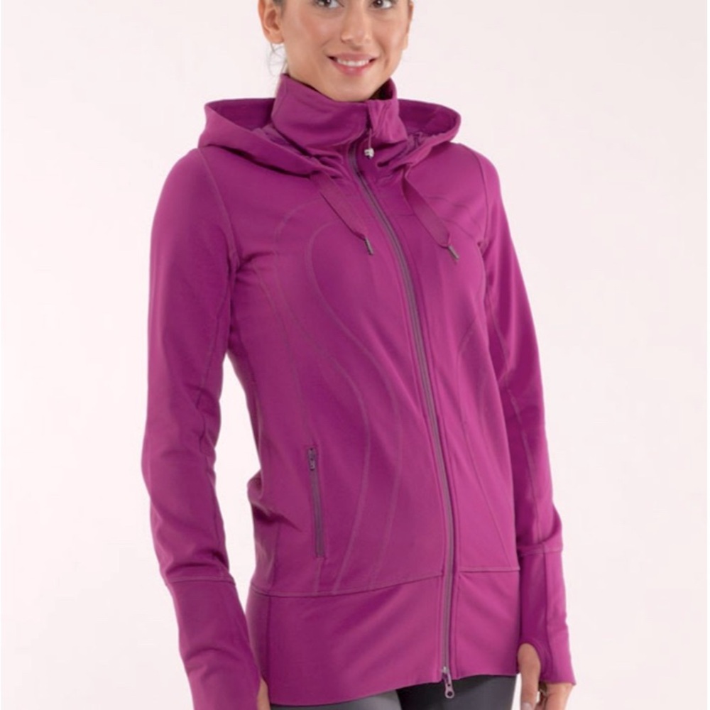 Lululemon purple stride hooded zipper jacket with thumb holes size 2
